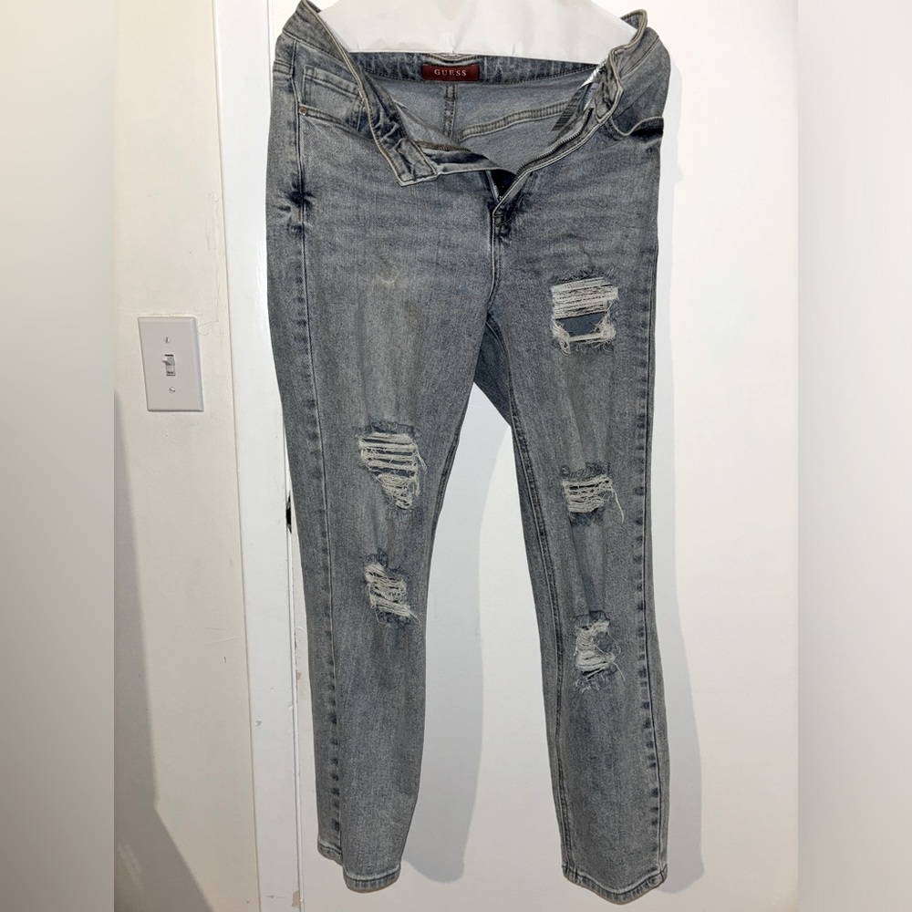 Ripped jeans